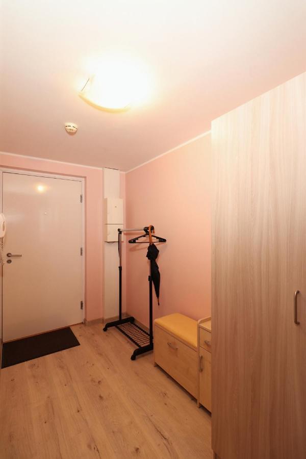 Rotermanni District Bee Apartment Талин Екстериор снимка